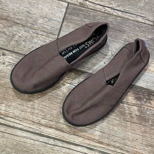 TOMS Men's Brown Casual Shoes